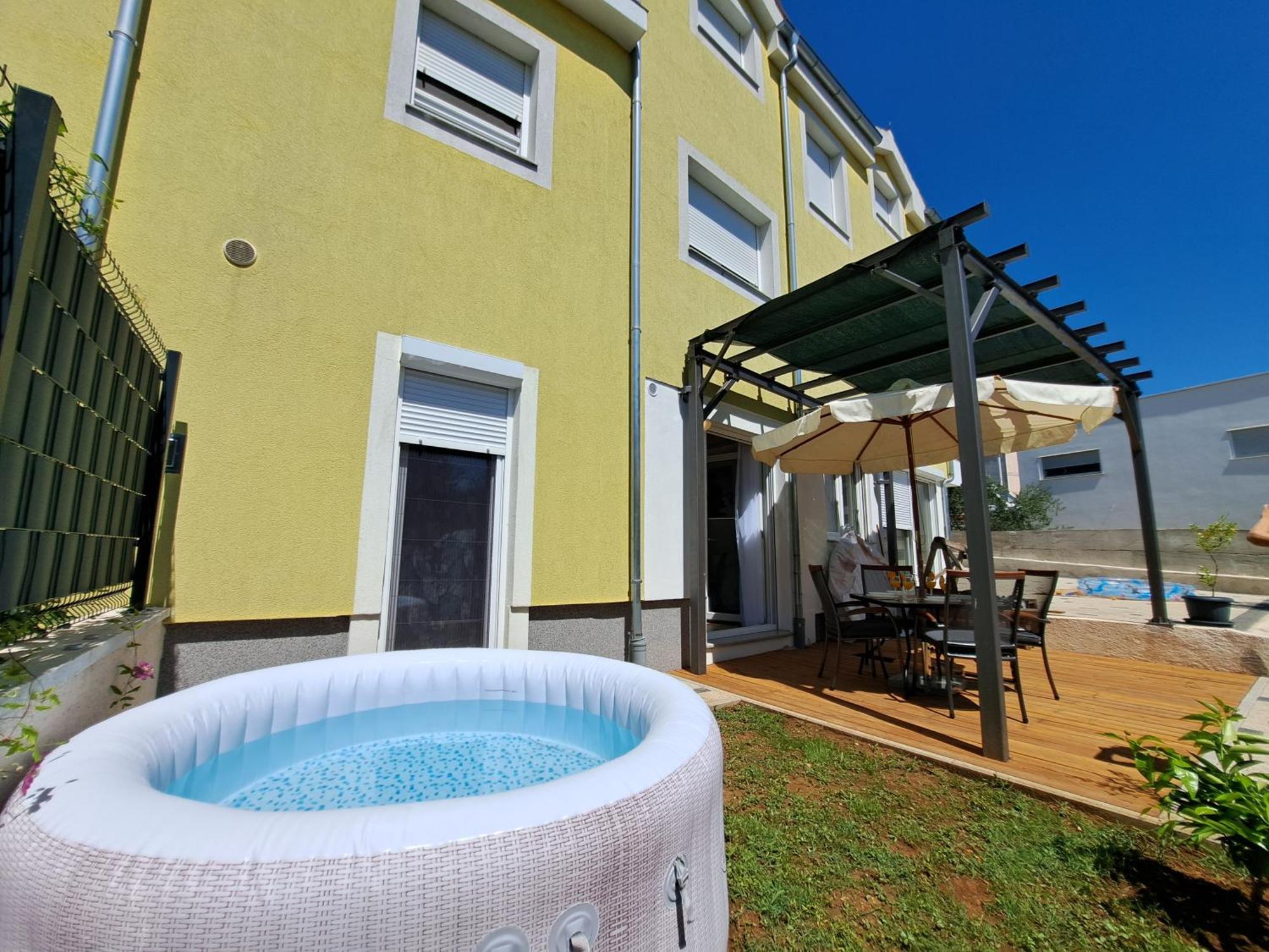 Jalumi Apartment Zadar Bagian luar foto